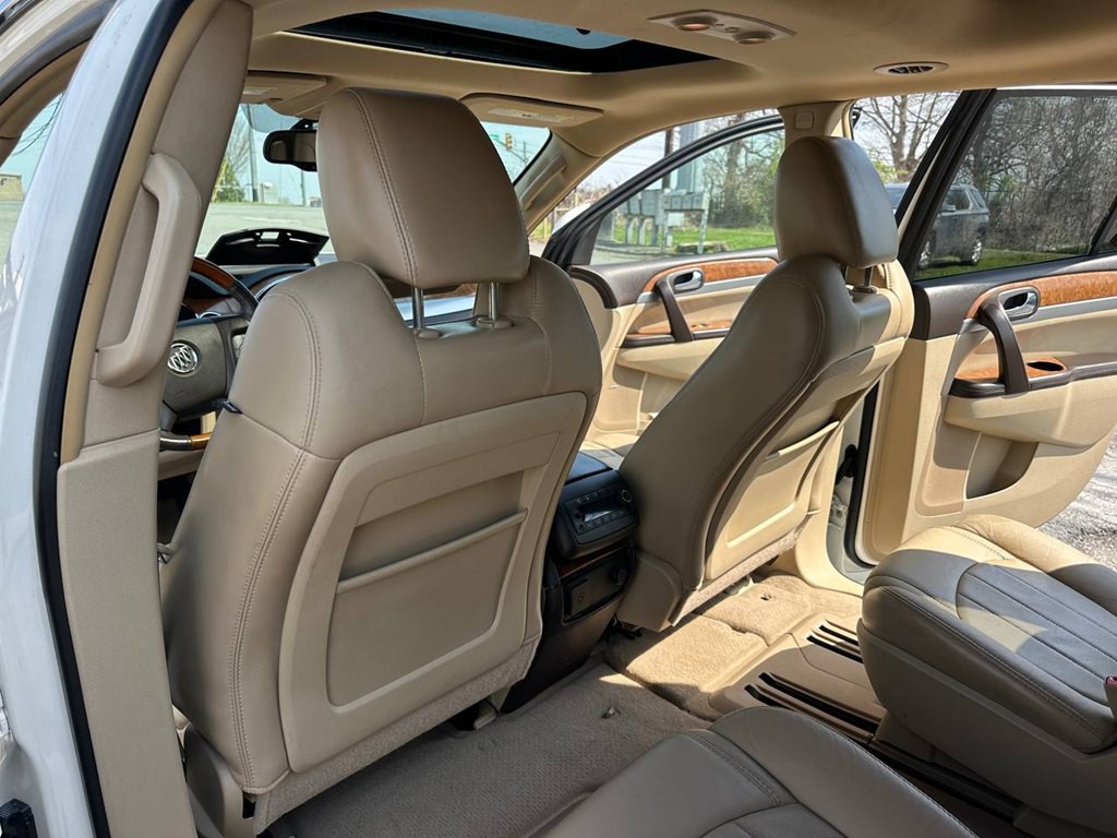 2010 Buick Enclave Image 22