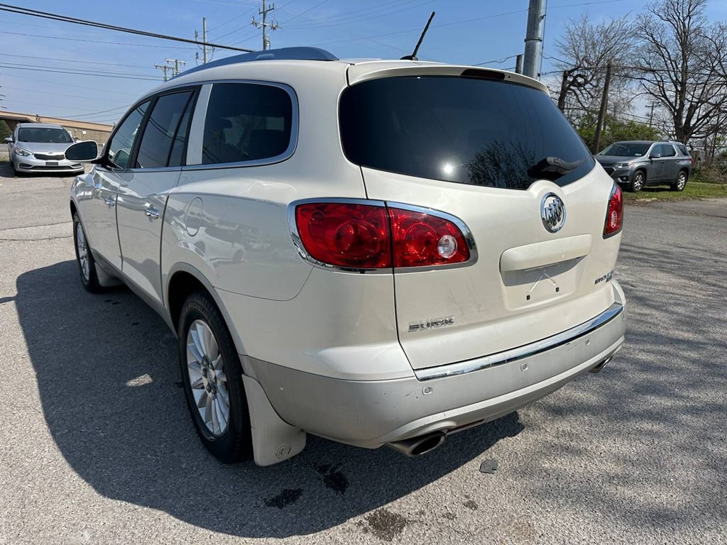 2010 Buick Enclave Image 8