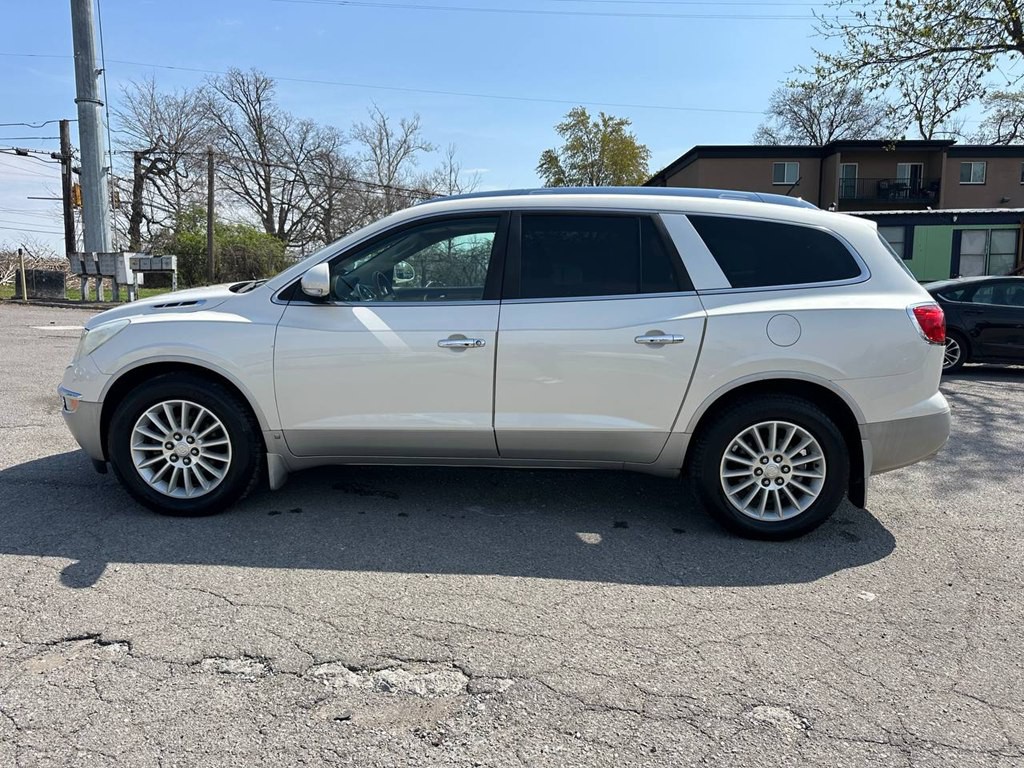 2010 Buick Enclave Image 9