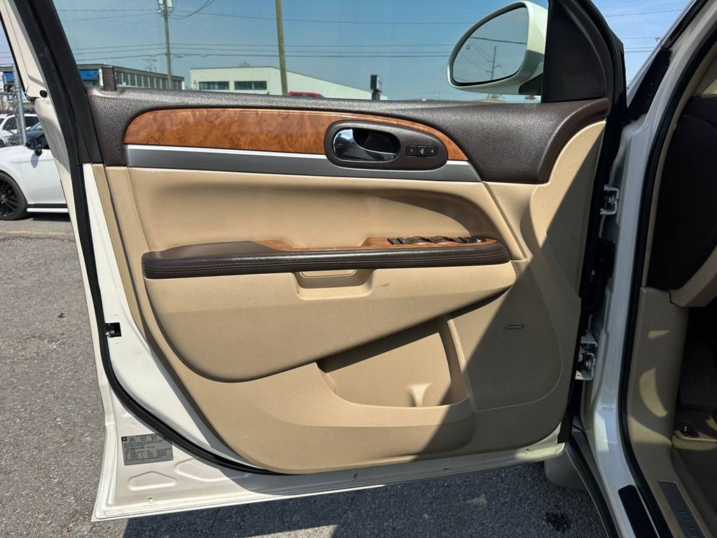 2010 Buick Enclave Image 25