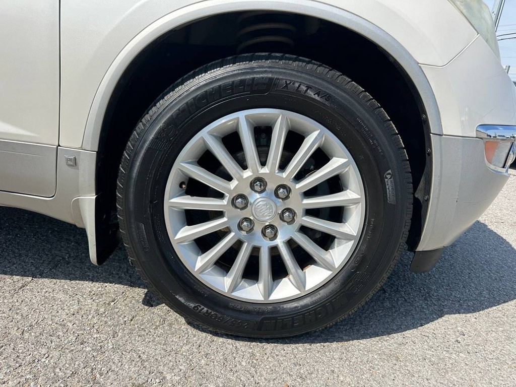 2010 Buick Enclave Image 31