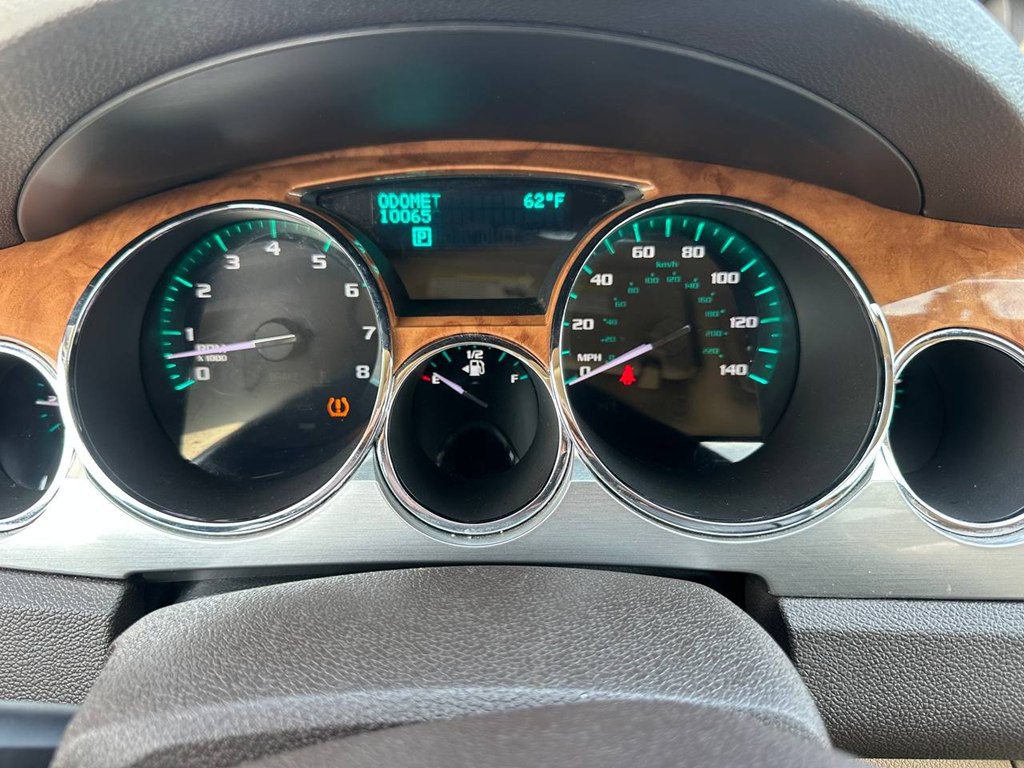 2010 Buick Enclave Image 32