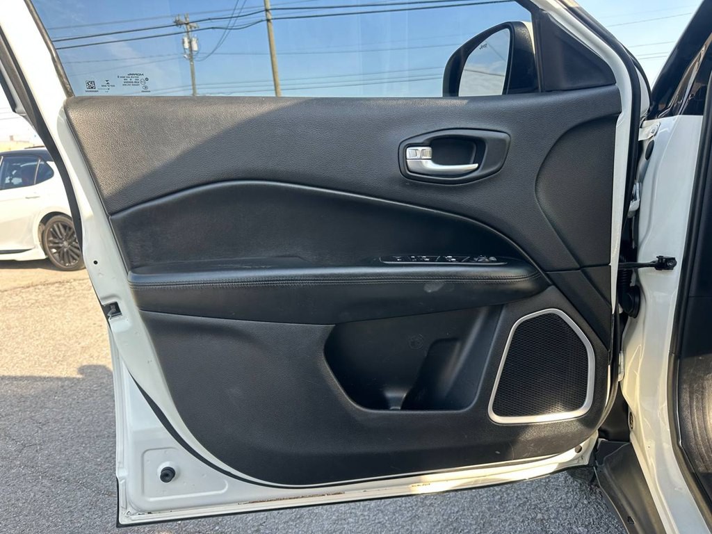 2019 Jeep Compass Image 24