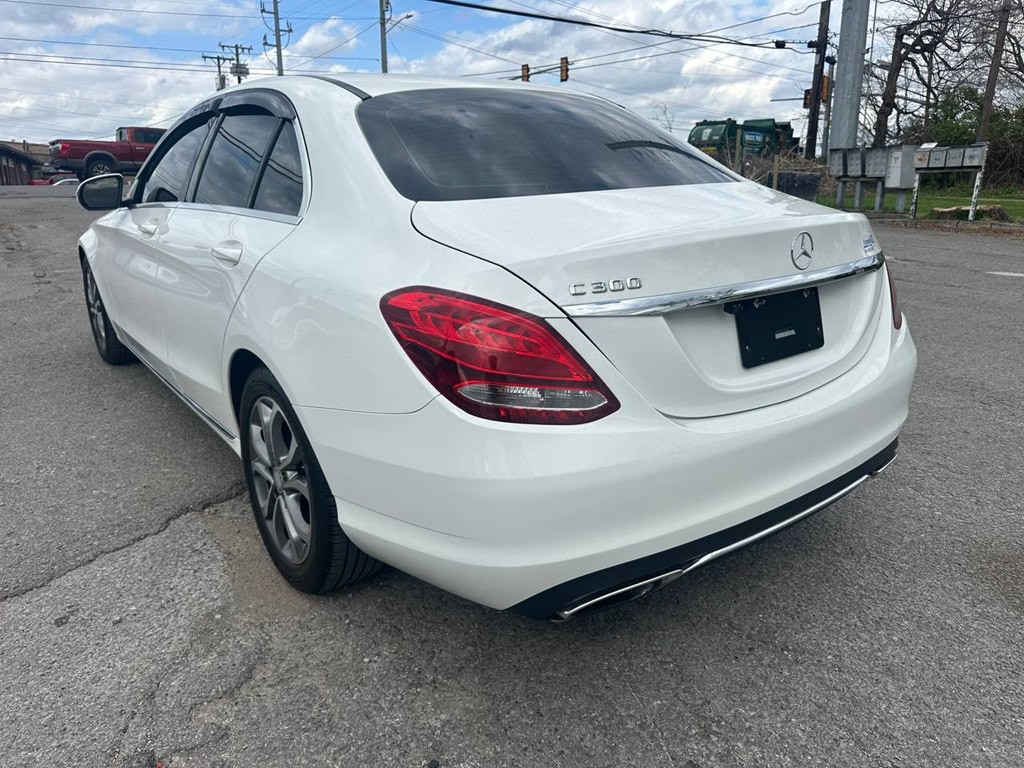 2016 Mercedes-Benz C-Class Image 7