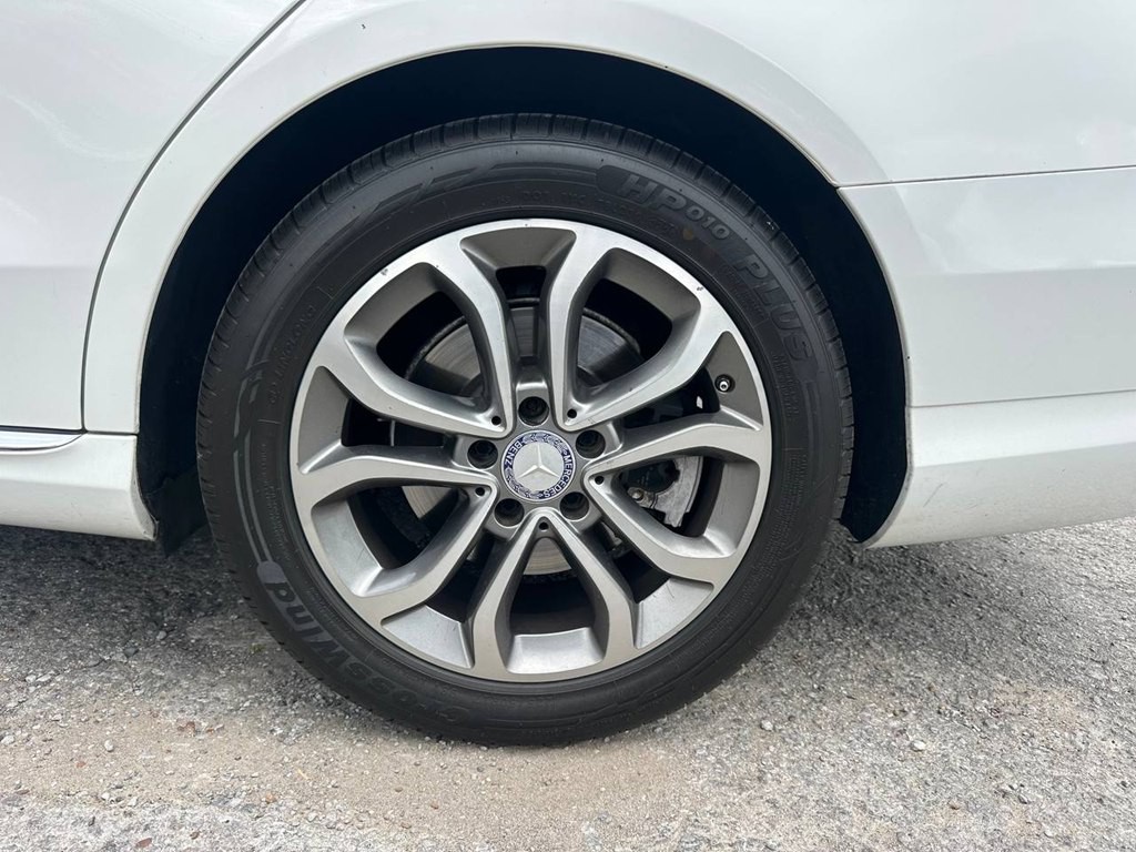 2016 Mercedes-Benz C-Class Image 27