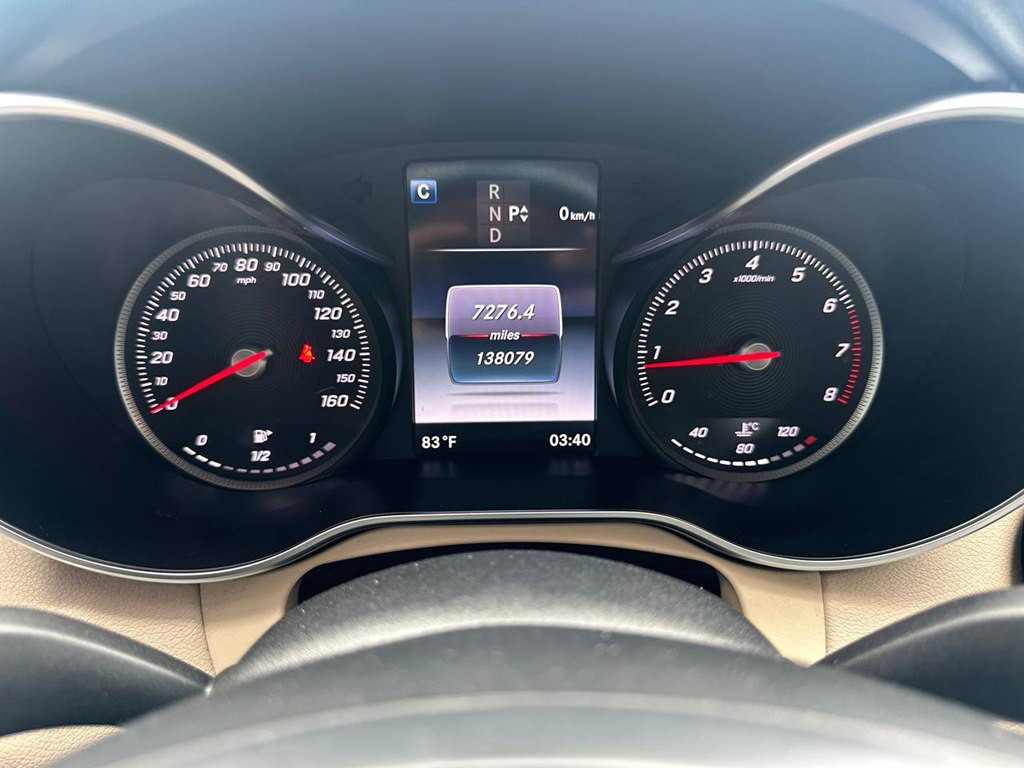 2016 Mercedes-Benz C-Class Image 30