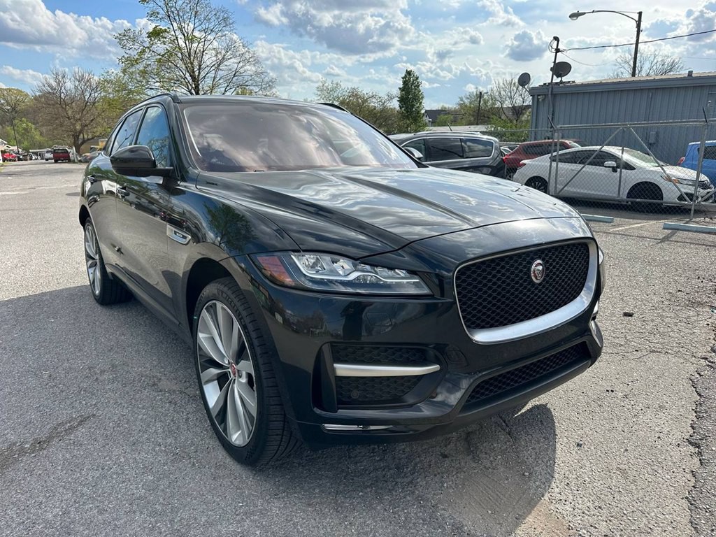 2017 Jaguar F-PACE Image 3
