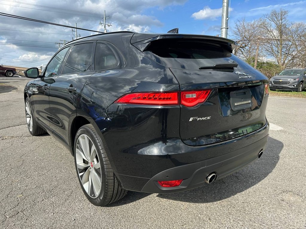 2017 Jaguar F-PACE Image 7