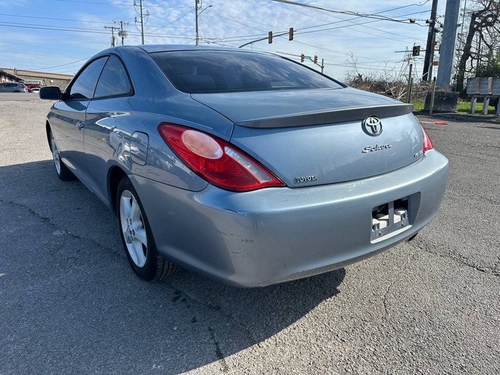 2005 Toyota Camry Image 8