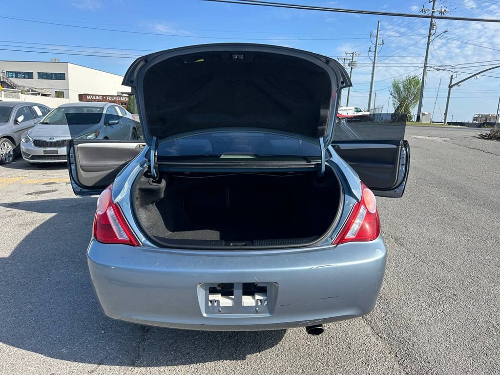 2005 Toyota Camry Image 10