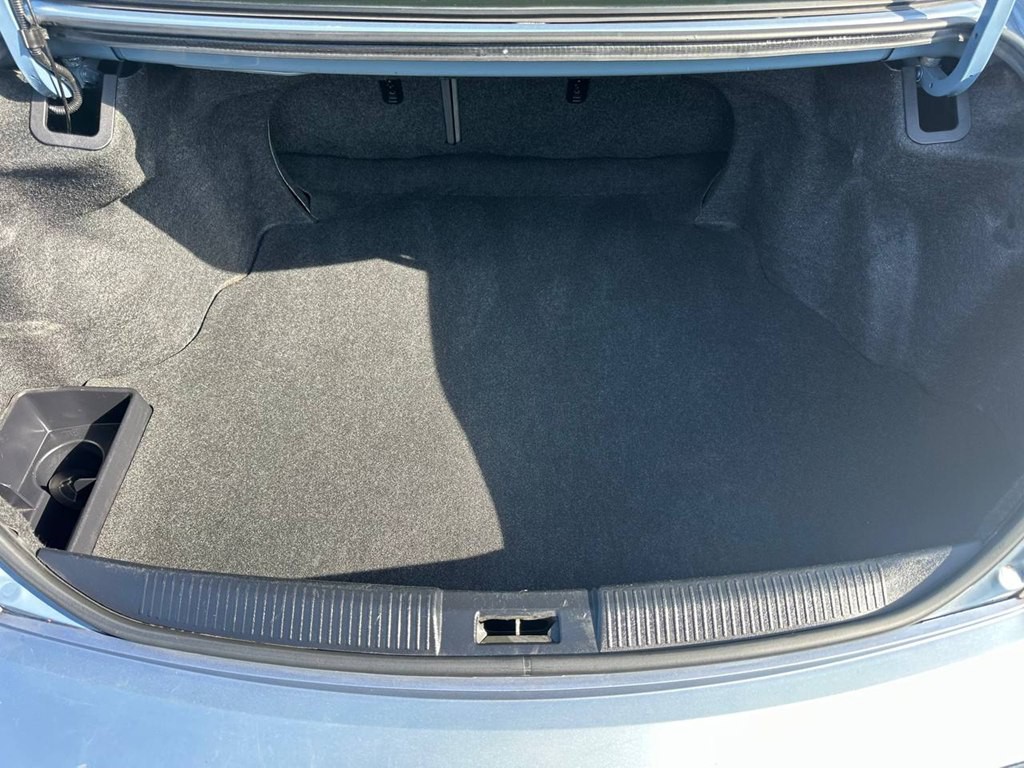2005 Toyota Camry Image 11