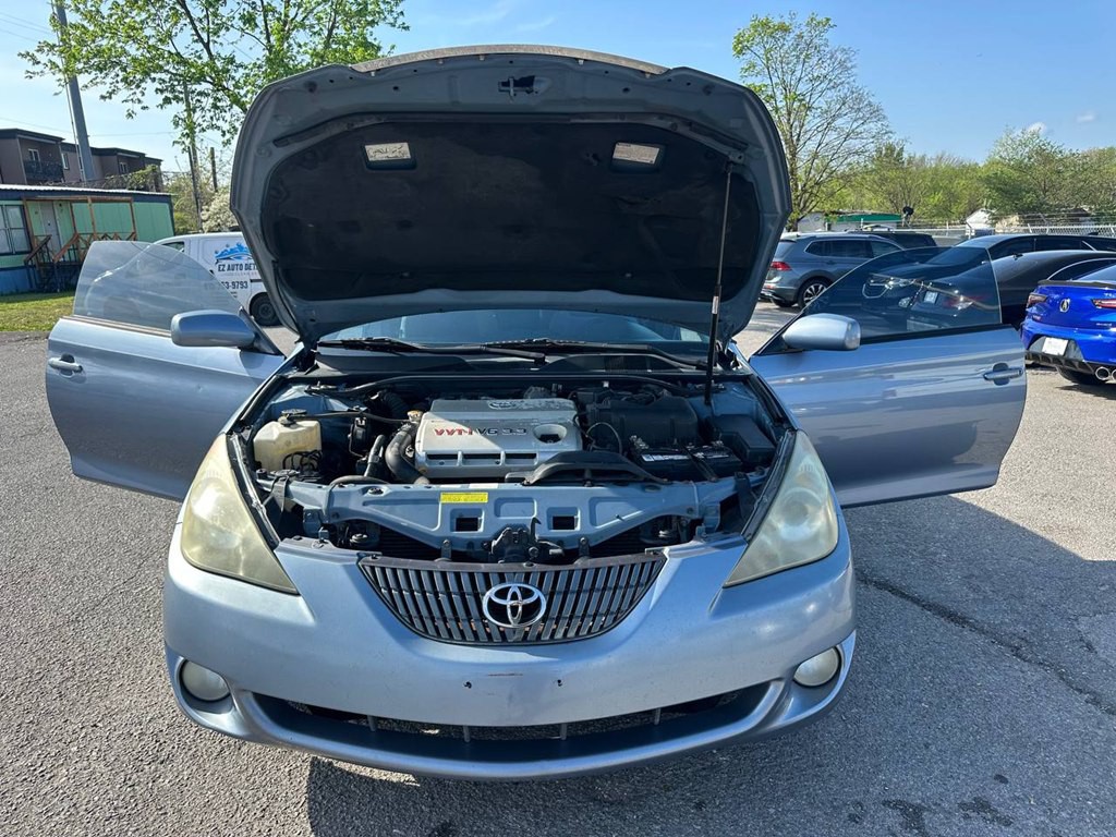 2005 Toyota Camry Image 12