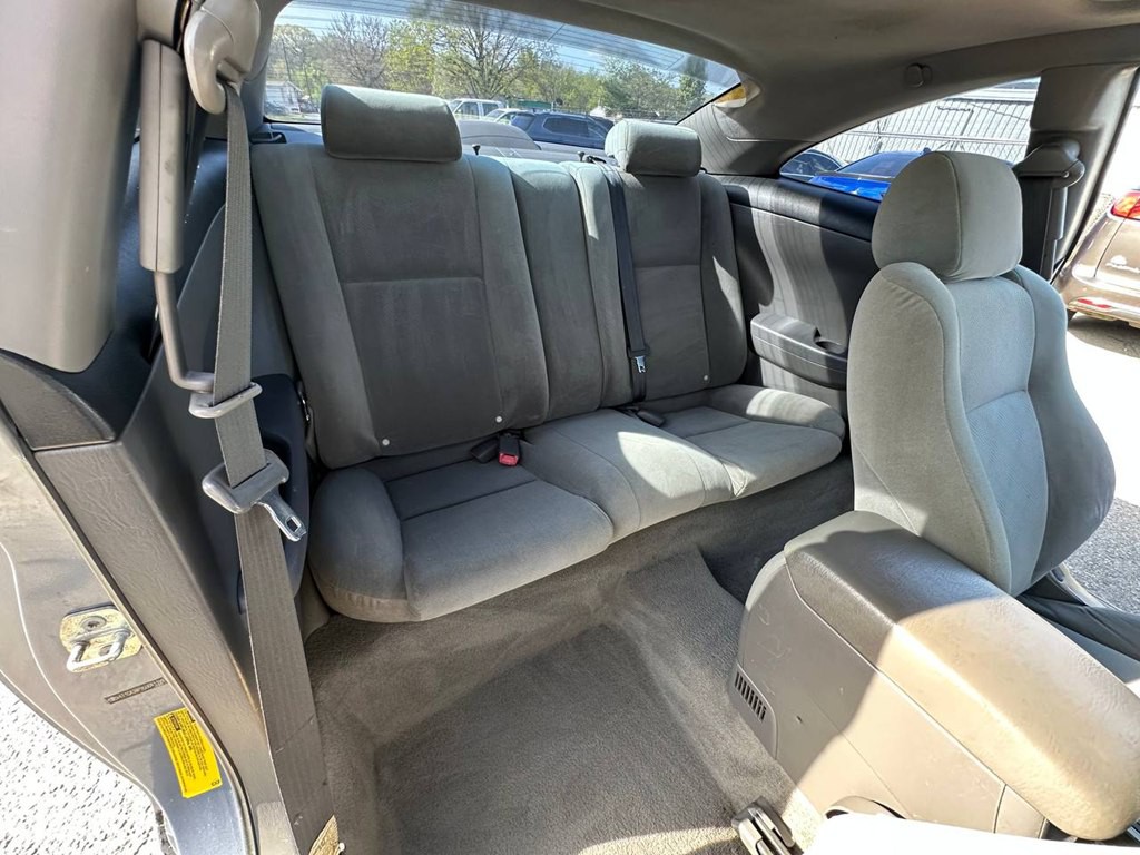 2005 Toyota Camry Image 15