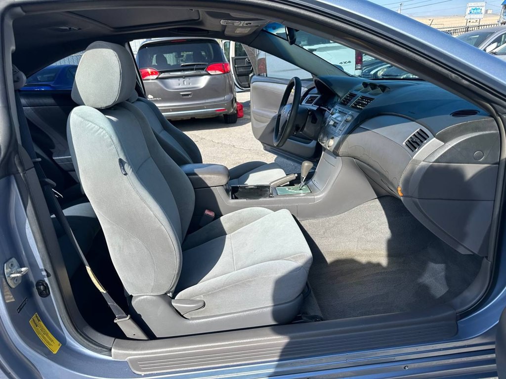 2005 Toyota Camry Image 17