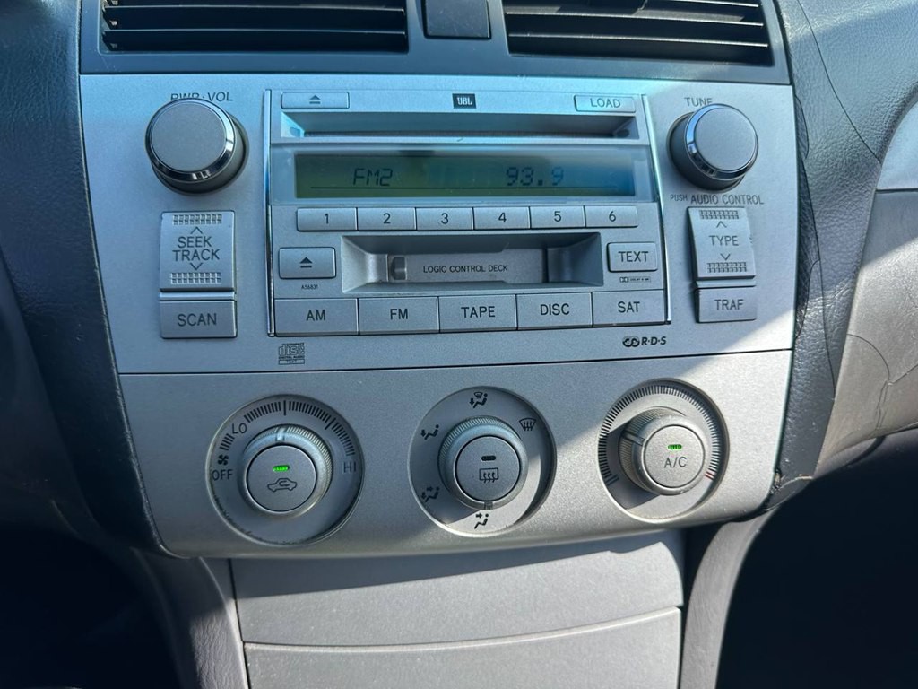 2005 Toyota Camry Image 26