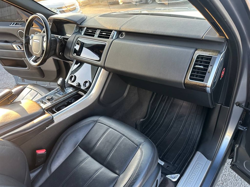 2018 Land Rover Range Rover Sport Image 24