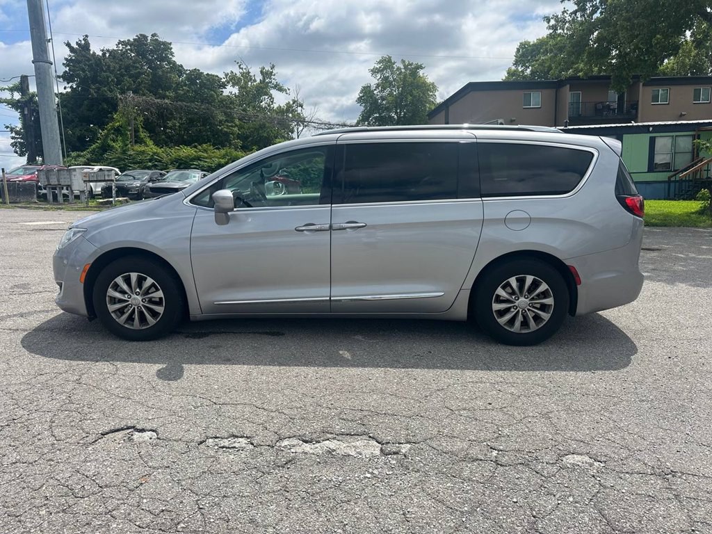 2019 Chrysler Pacifica Image 9