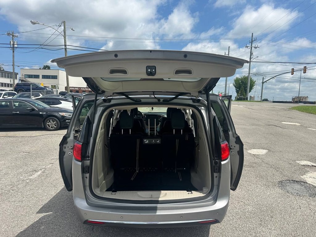 2019 Chrysler Pacifica Image 13