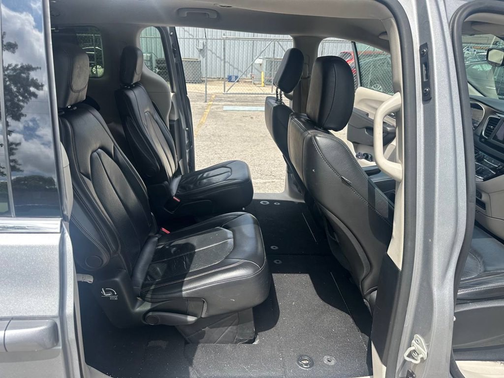 2019 Chrysler Pacifica Image 23