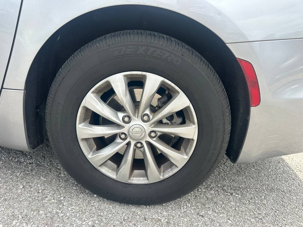 2019 Chrysler Pacifica Image 31