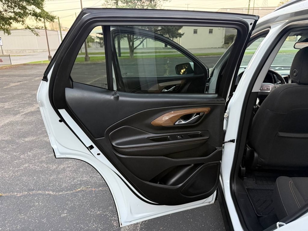 2020 GMC Terrain Image 14