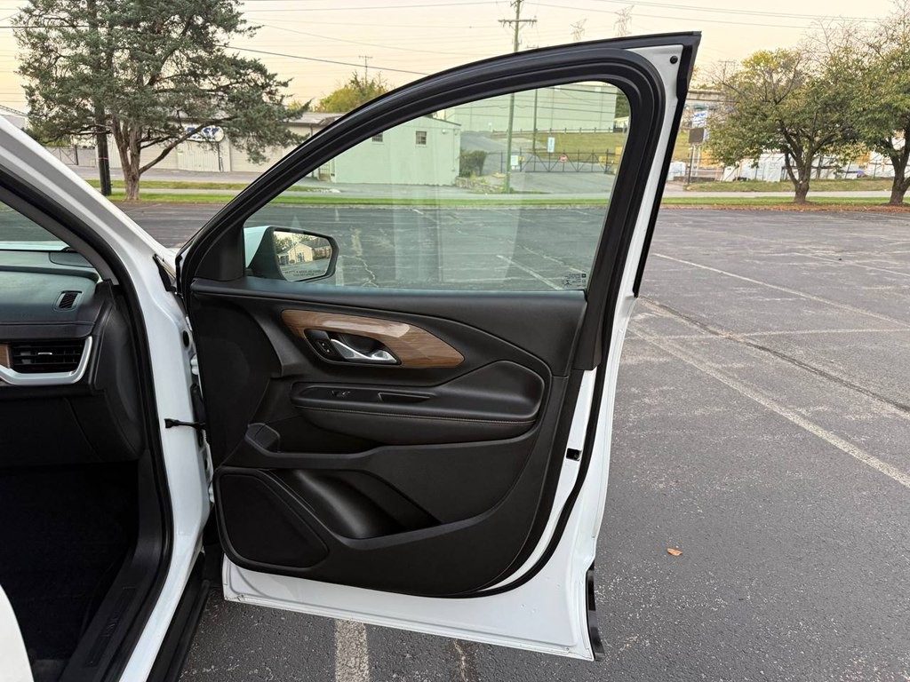 2020 GMC Terrain Image 17