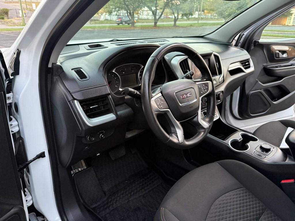 2020 GMC Terrain Image 18