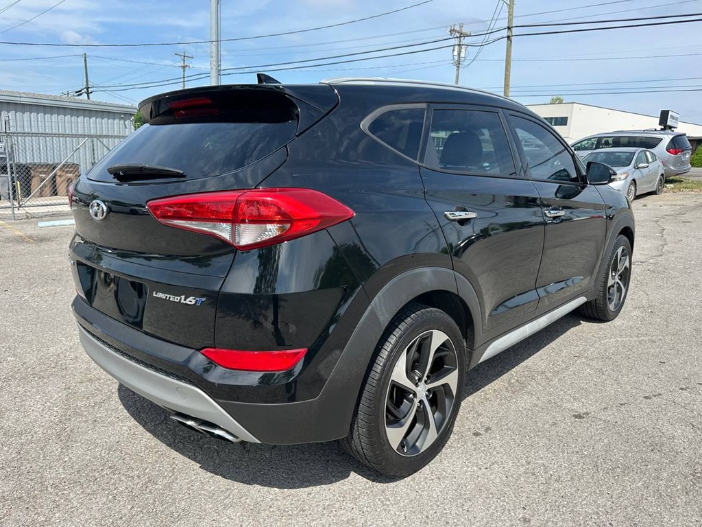 2017 Hyundai Tucson Image 8