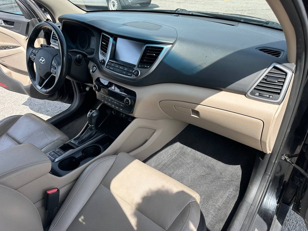 2017 Hyundai Tucson Image 15