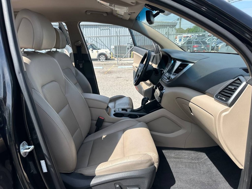 2017 Hyundai Tucson Image 16