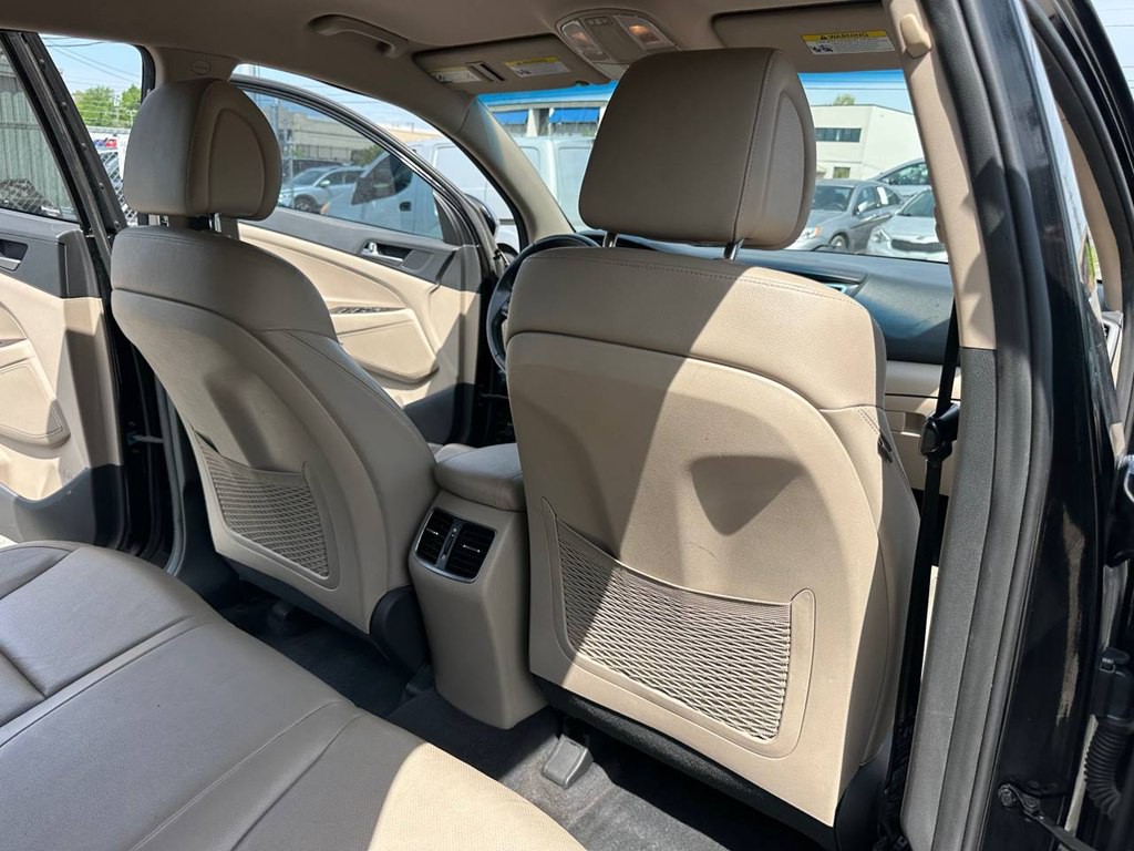 2017 Hyundai Tucson Image 18