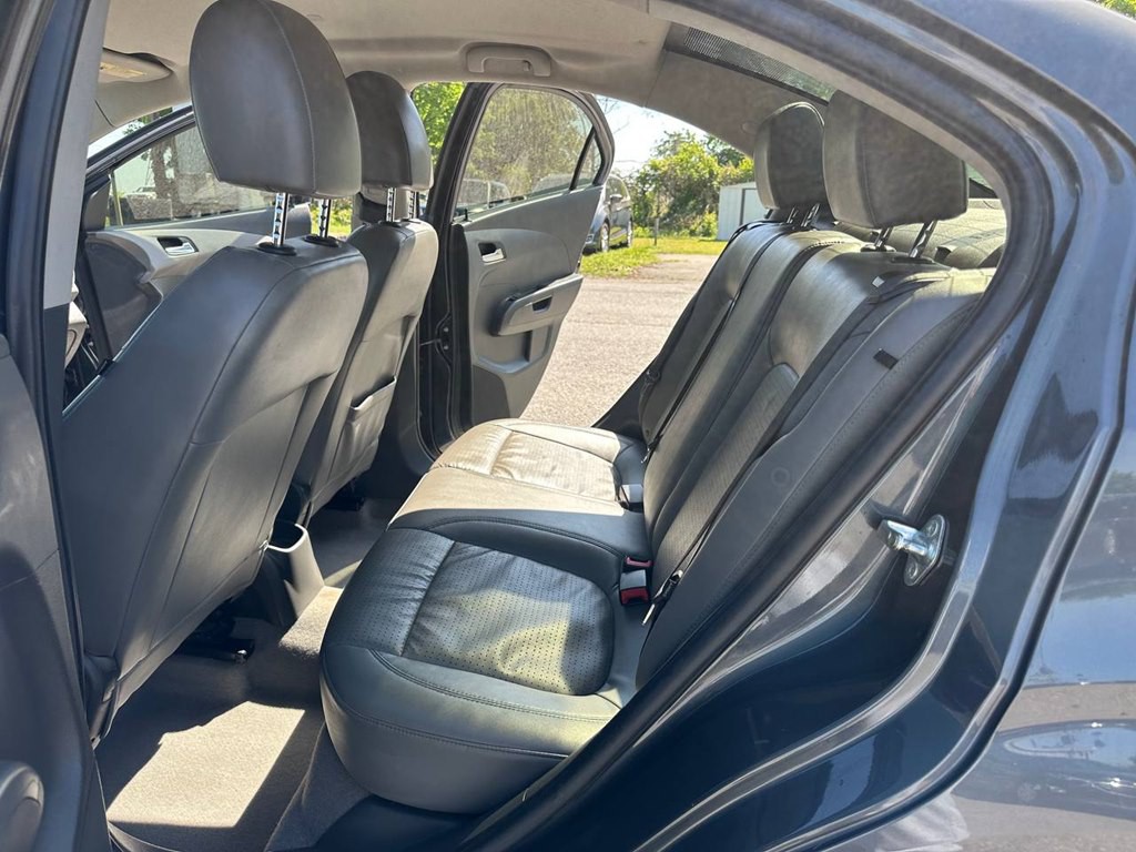 2013 Chevrolet Sonic Image 18