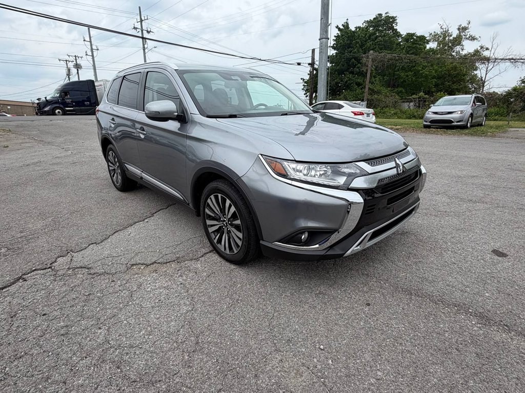 2020 Mitsubishi Outlander Image 4