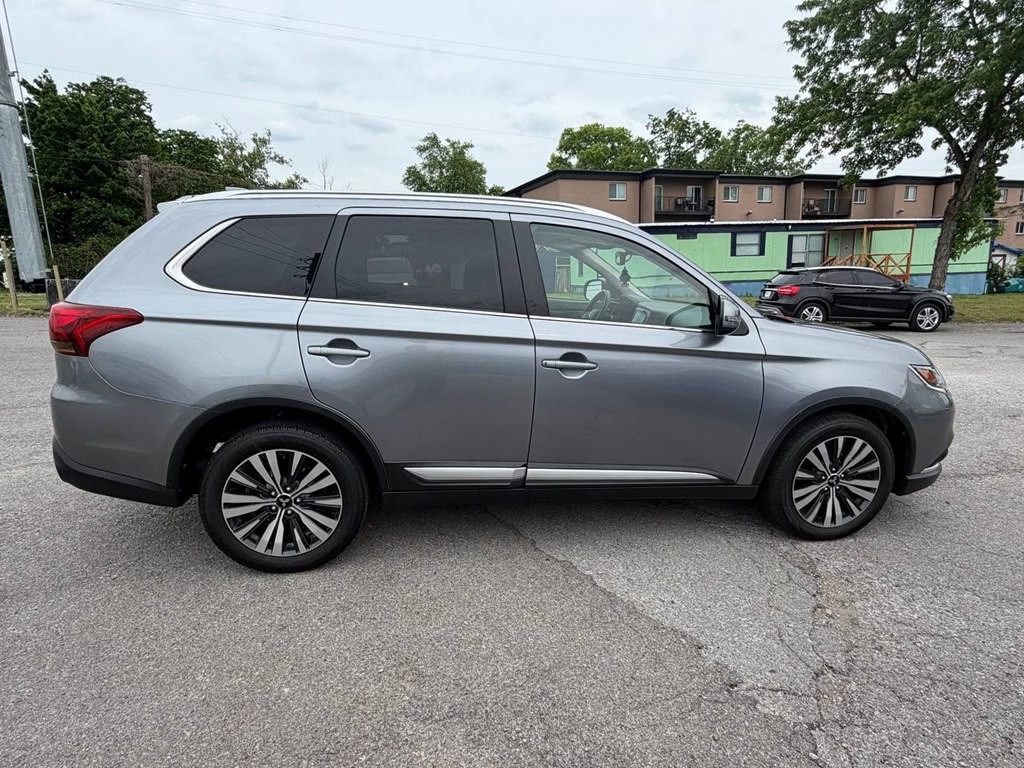2020 Mitsubishi Outlander Image 5