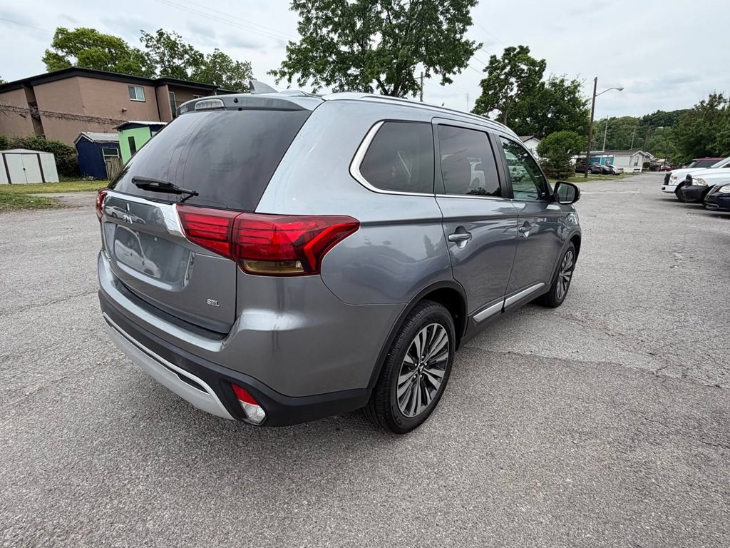 2020 Mitsubishi Outlander Image 6