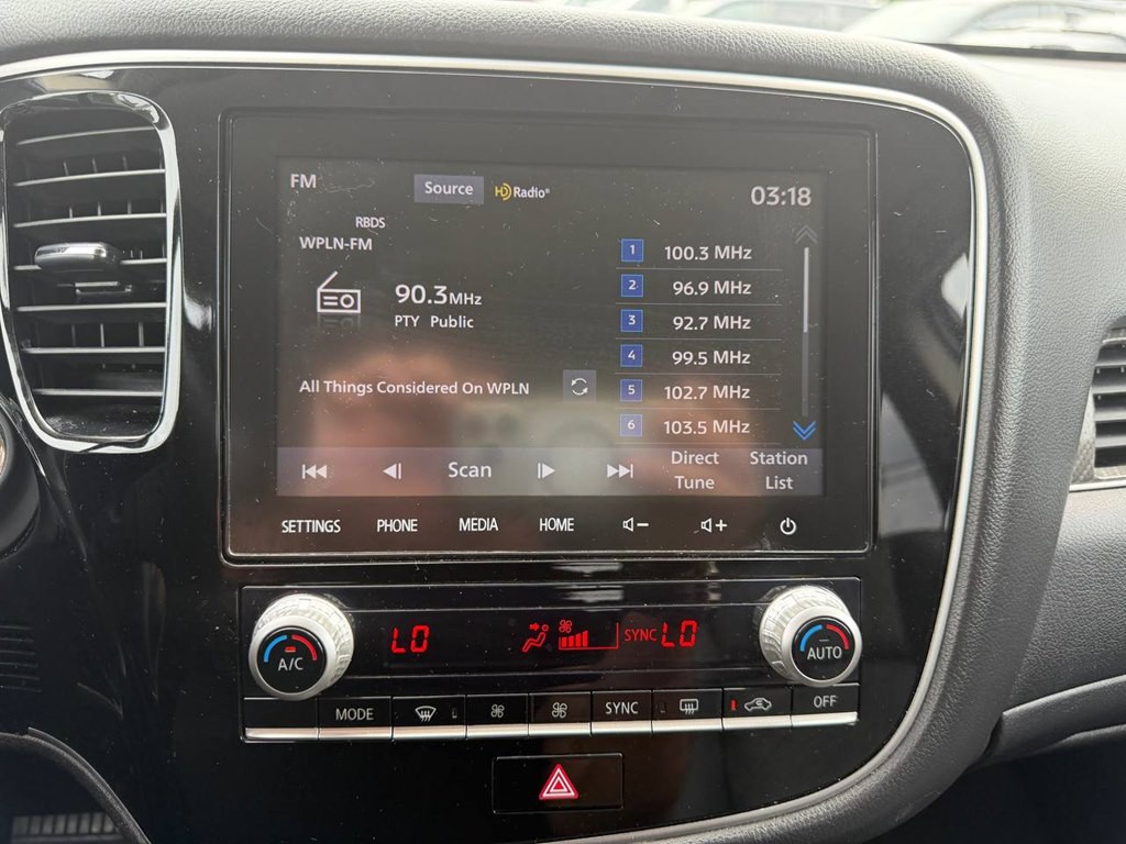 2020 Mitsubishi Outlander Image 12