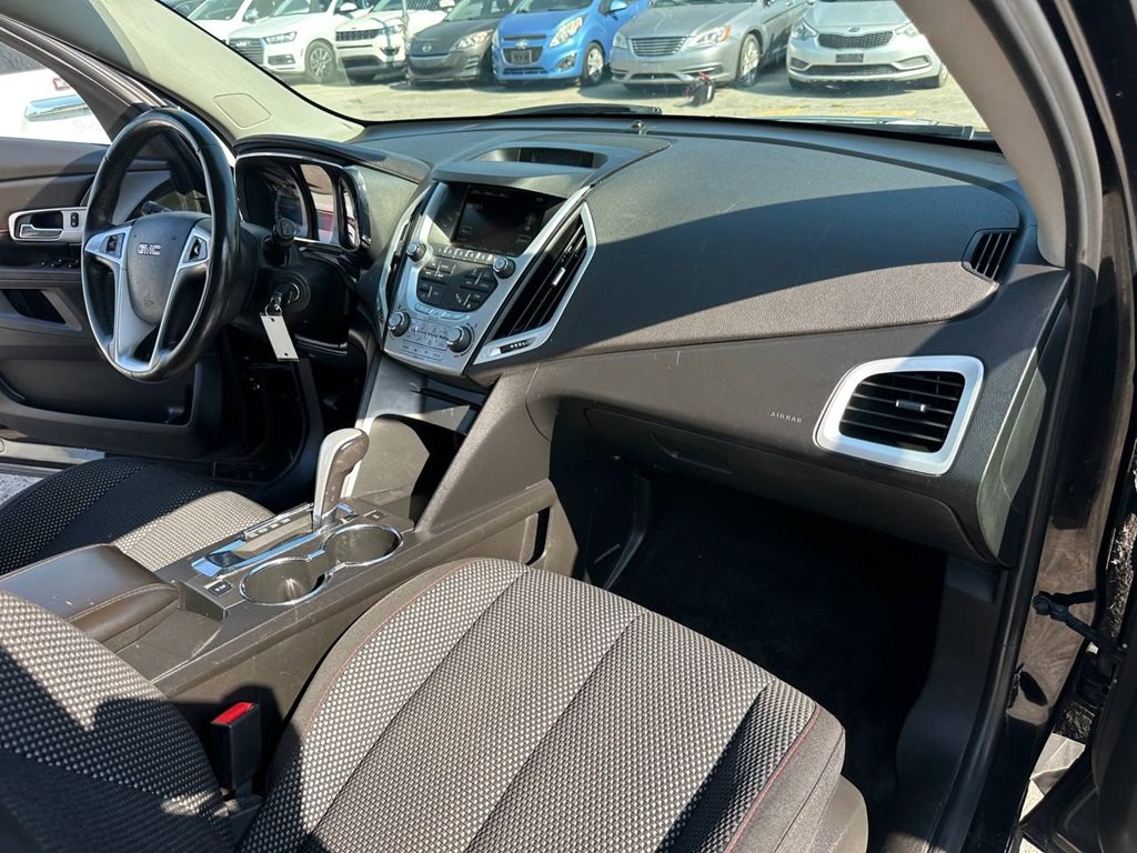 2015 GMC Terrain Image 25