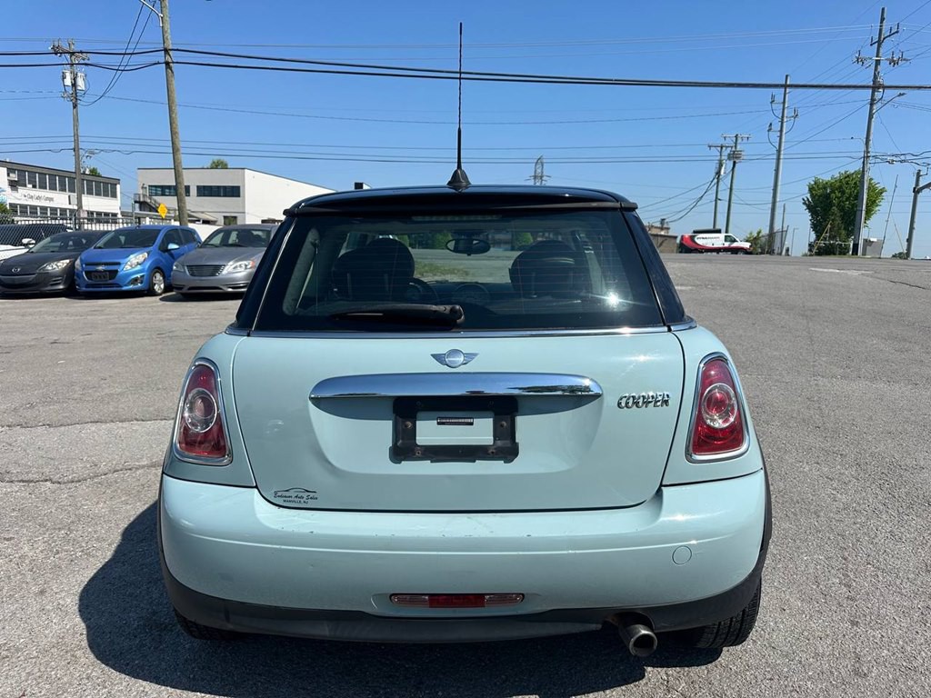 2013 MINI Cooper Image 7