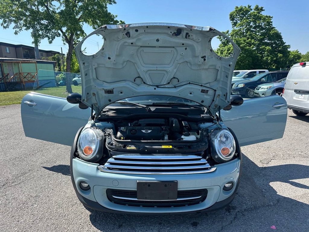 2013 MINI Cooper Image 10