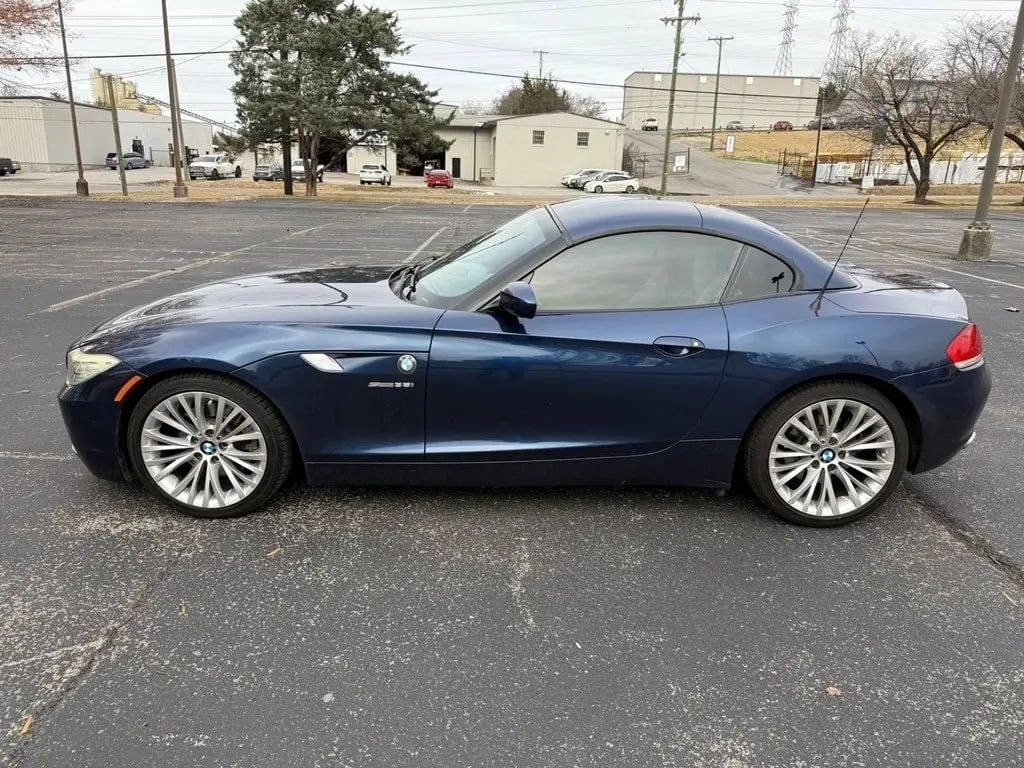 2009 BMW Z4 Image 3