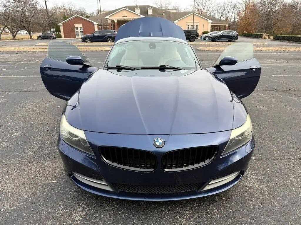 2009 BMW Z4 Image 6