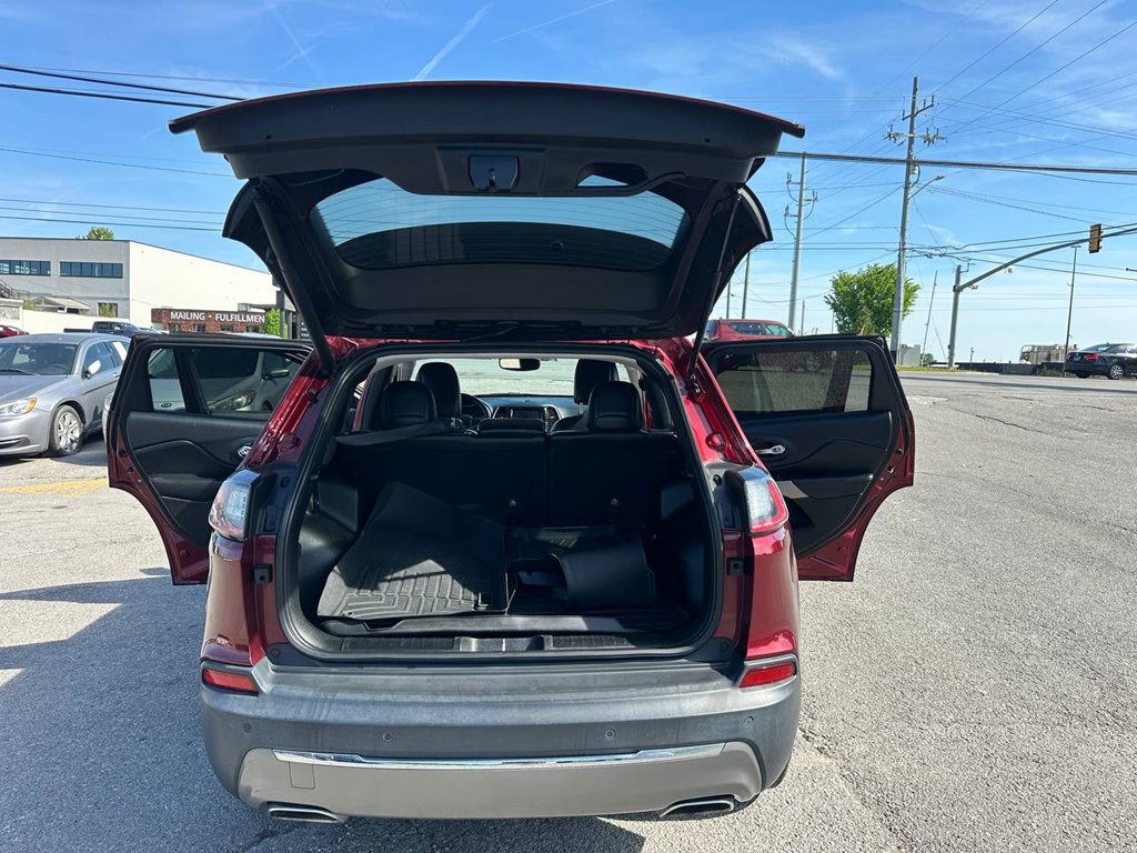 2019 Jeep Cherokee Image 12