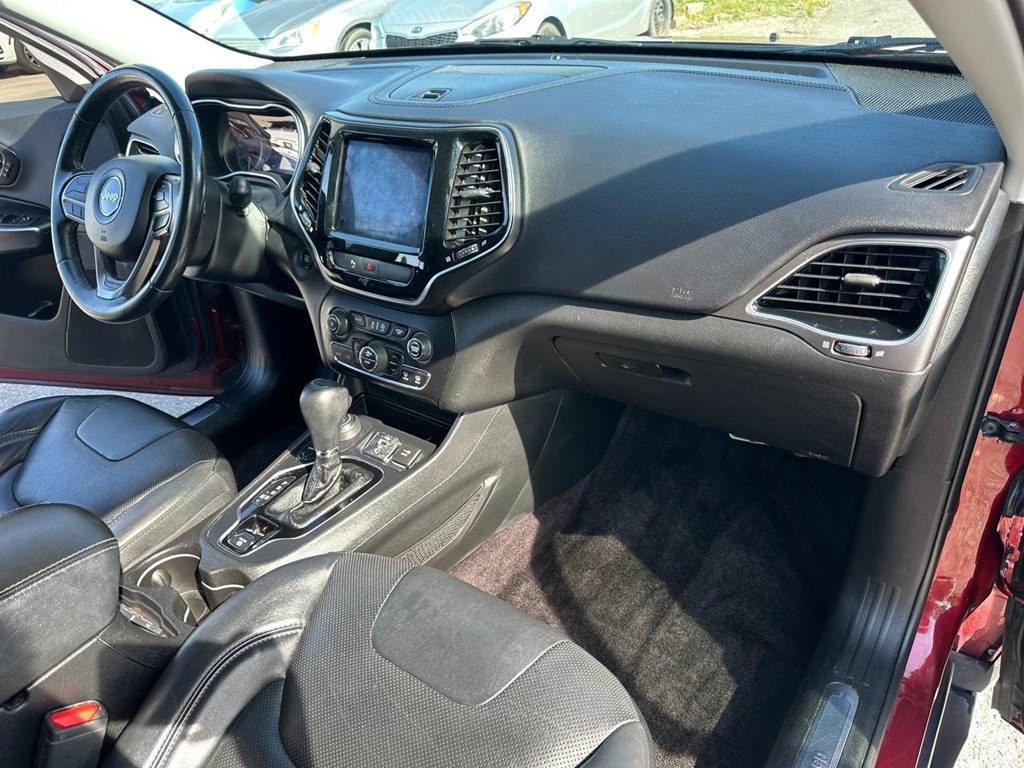 2019 Jeep Cherokee Image 25