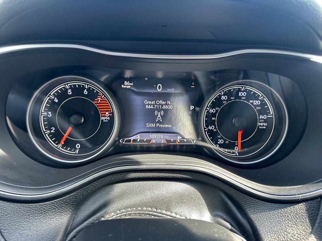 2019 Jeep Cherokee Image 32
