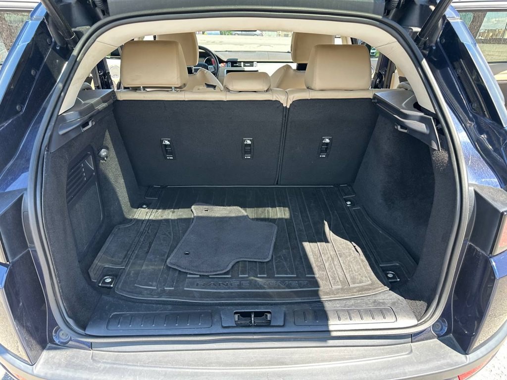 2019 Land Rover Range Rover Evoque Image 12