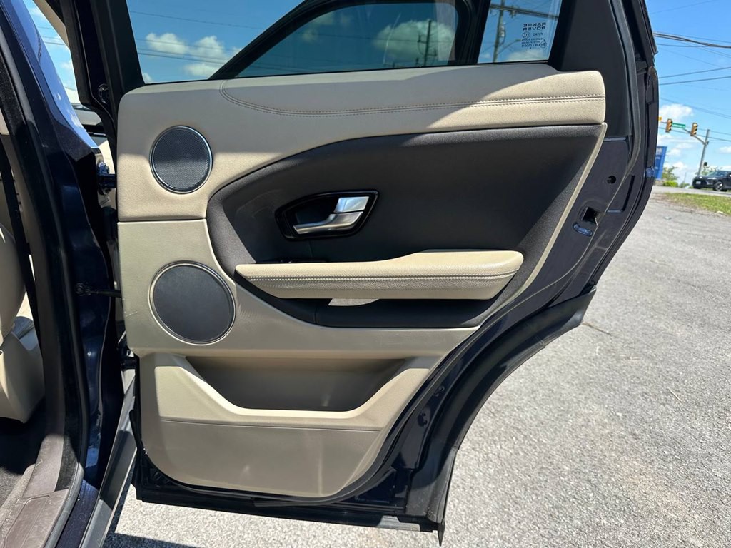 2019 Land Rover Range Rover Evoque Image 23