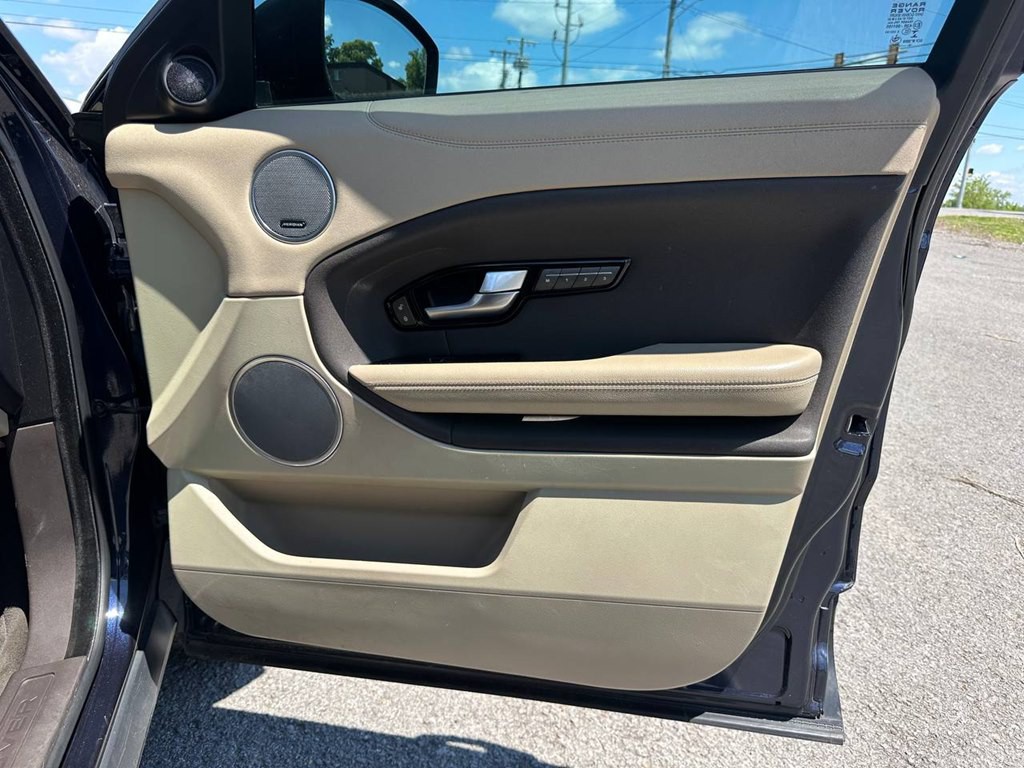 2019 Land Rover Range Rover Evoque Image 25