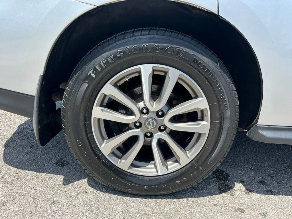 2014 Nissan Pathfinder Image 26