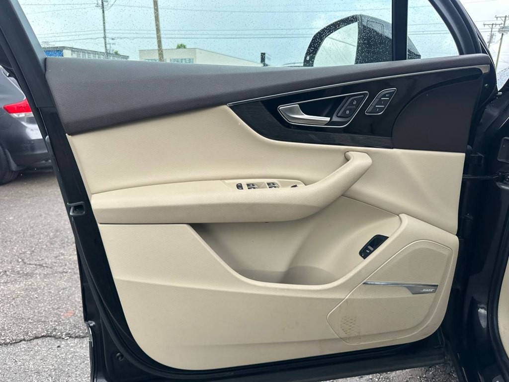 2018 Audi Q7 Image 21