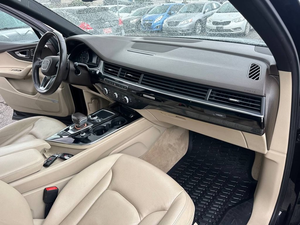 2018 Audi Q7 Image 24